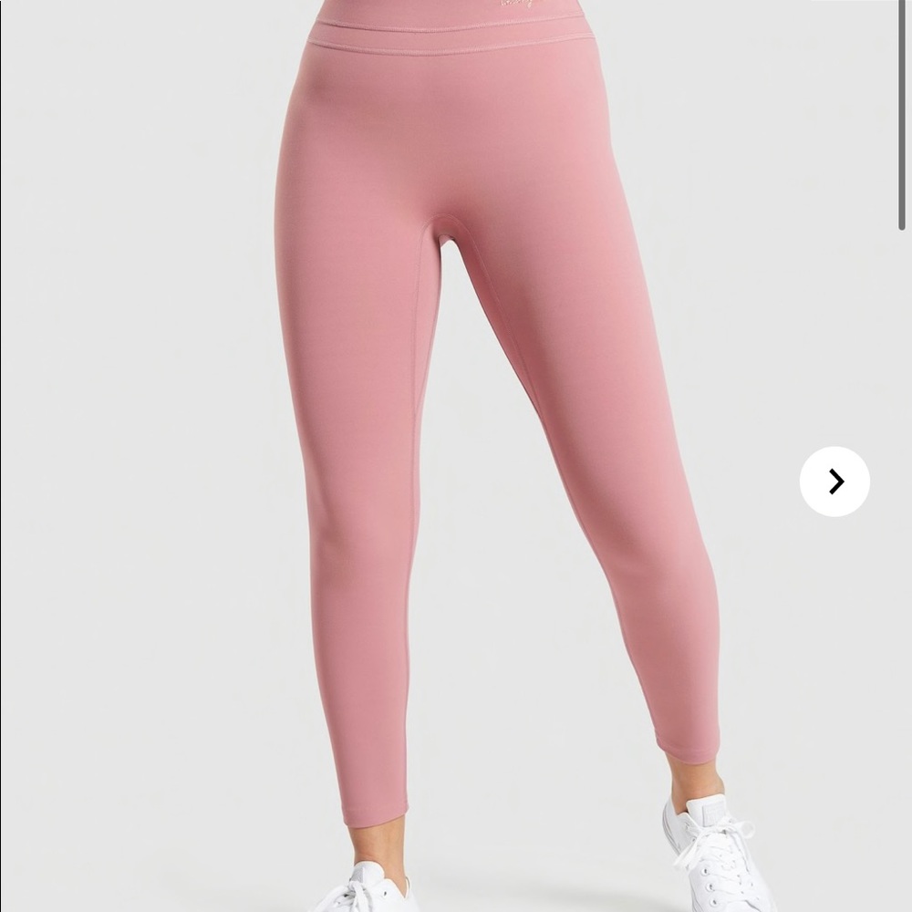 Whitney Simmons Gymshark Pink Haze Small Leggings